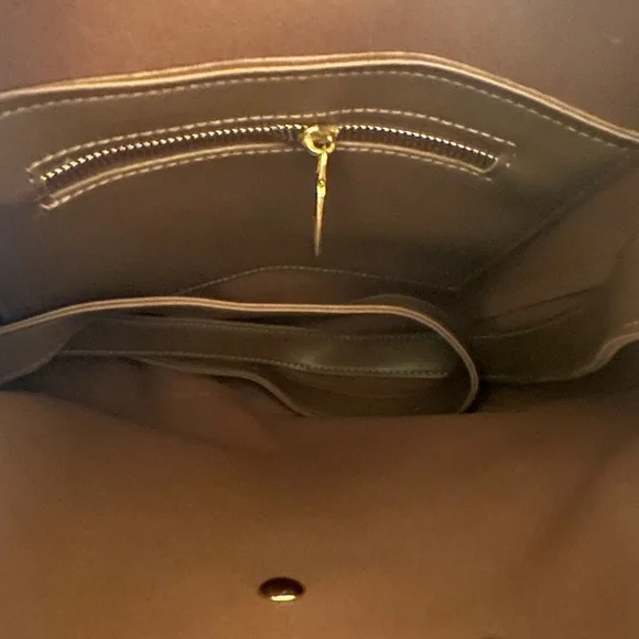 Beautiful PU Leather Bucket Bag Purse and Coin Bag Set - Picture 9 of 10